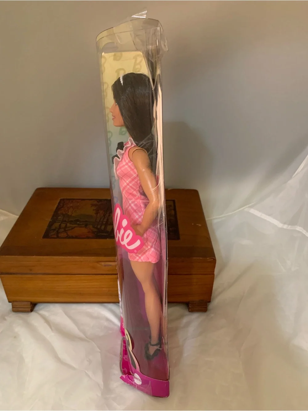 BAD BOX Barbie Fashionista 209 NIB NRFB